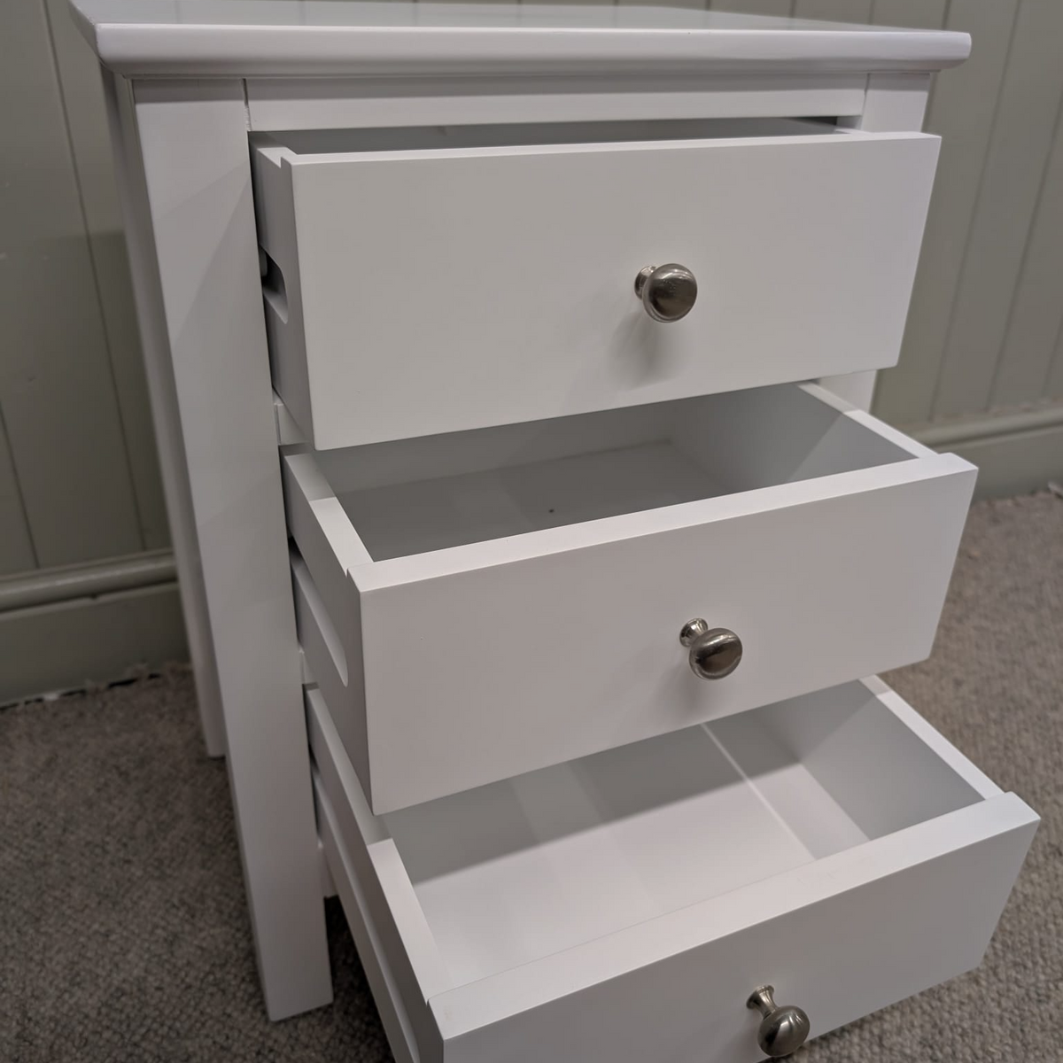Simply Cotswold Pure White 3 Drawer Bedside Table