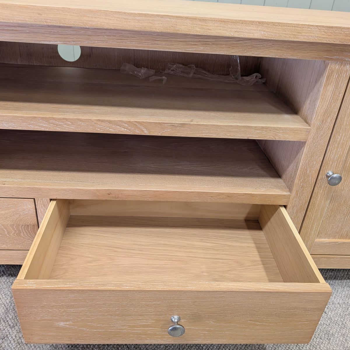 Inglesham Whitewash Oak XXL TV Stand up to 90"