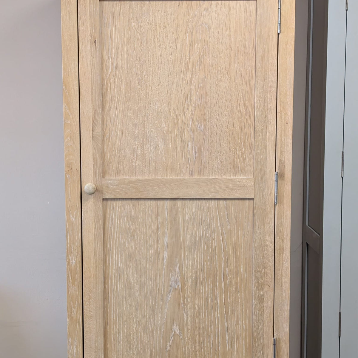 Inglesham Whitewash Oak Narrow Larder