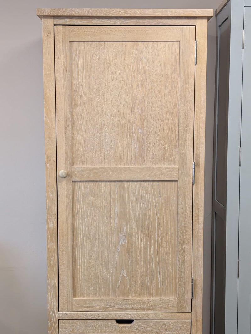 Inglesham Whitewash Oak Narrow Larder