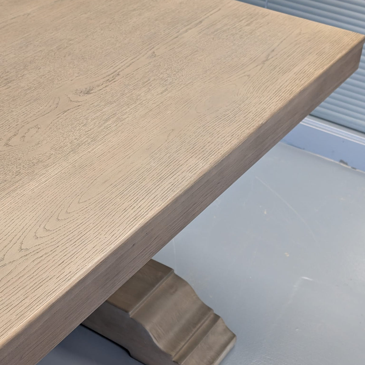 Banks Extending Dining Table (193 cm - 284 cm)