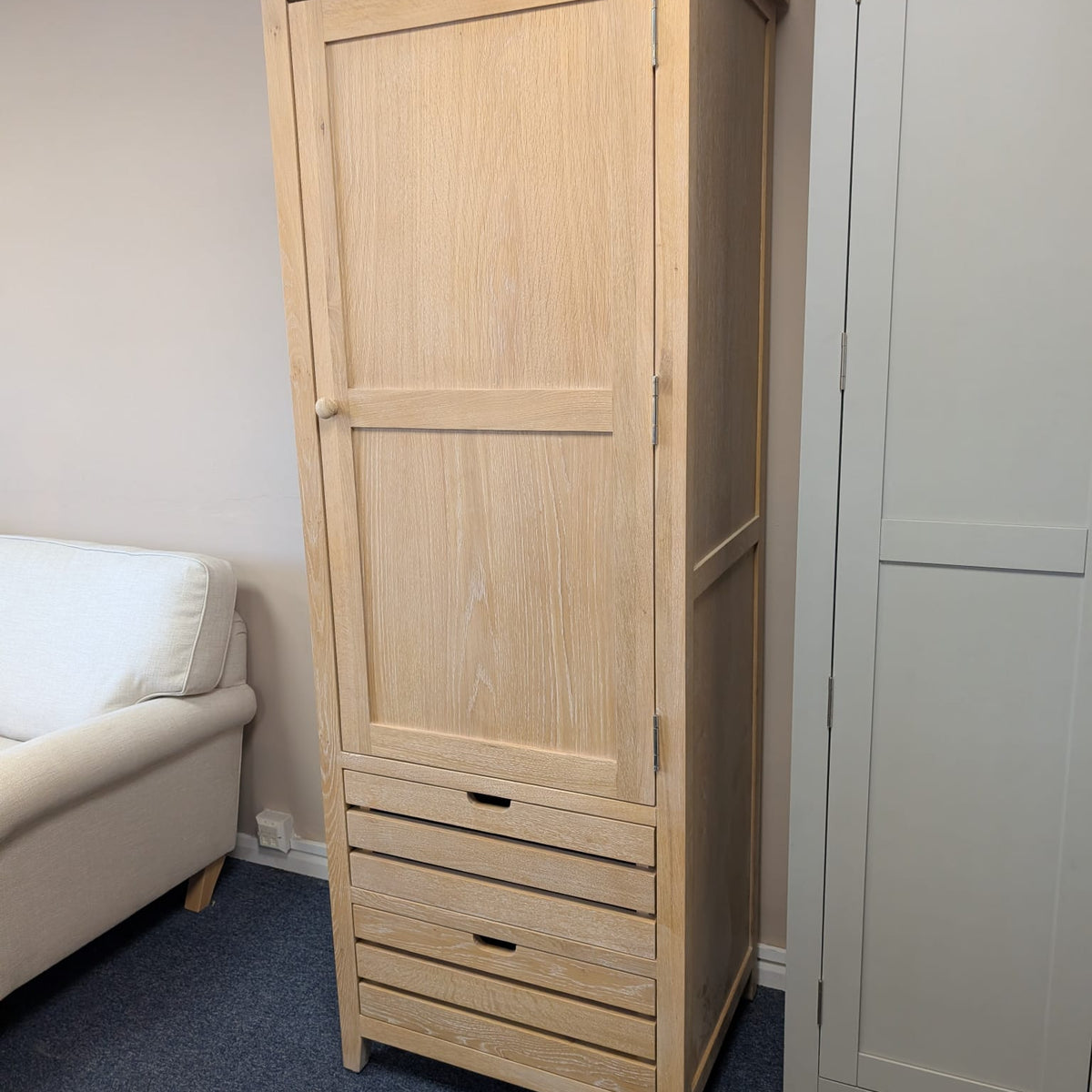 Inglesham Whitewash Oak Narrow Larder