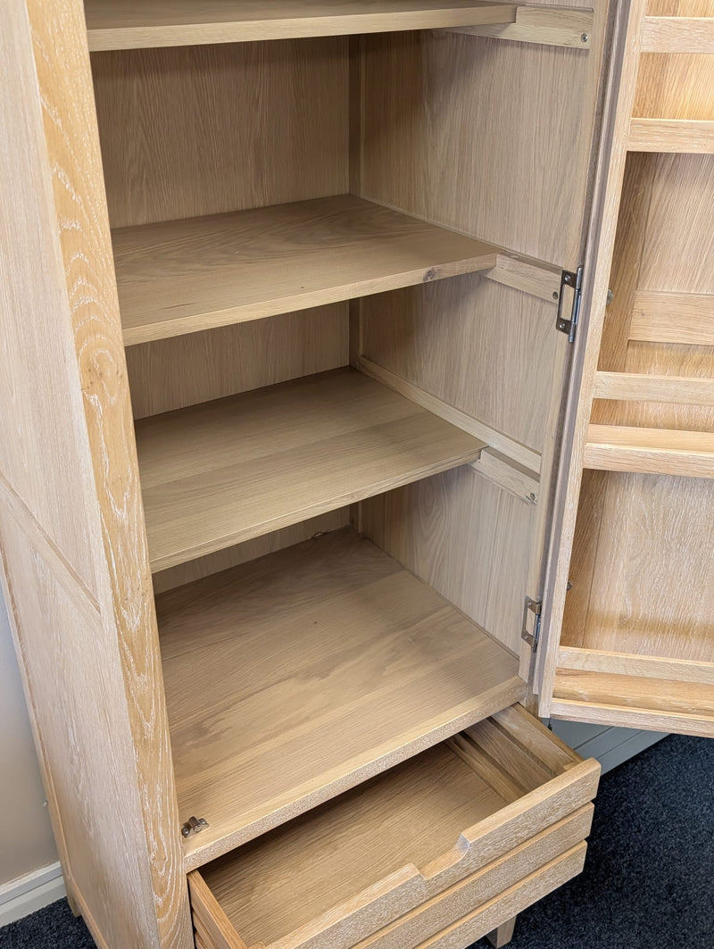 Inglesham Whitewash Oak Narrow Larder