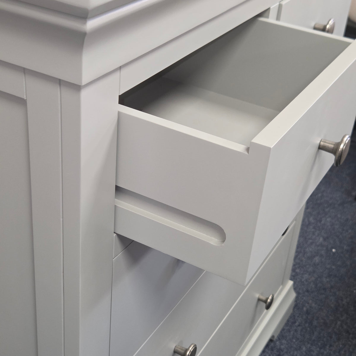 Chantilly Pebble Grey 5 Drawer Chest