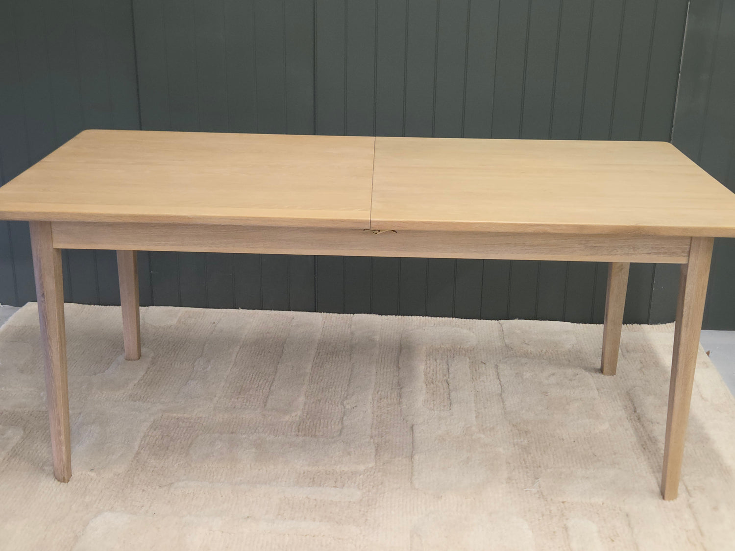 Berkeley Nordic Oak 6-8 Seater Dining Table