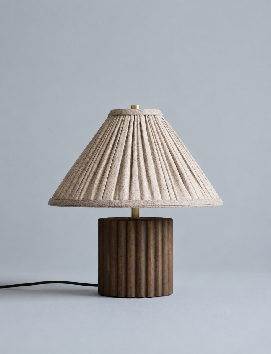 Wood Ribbed Round Table Lamp - Brown
