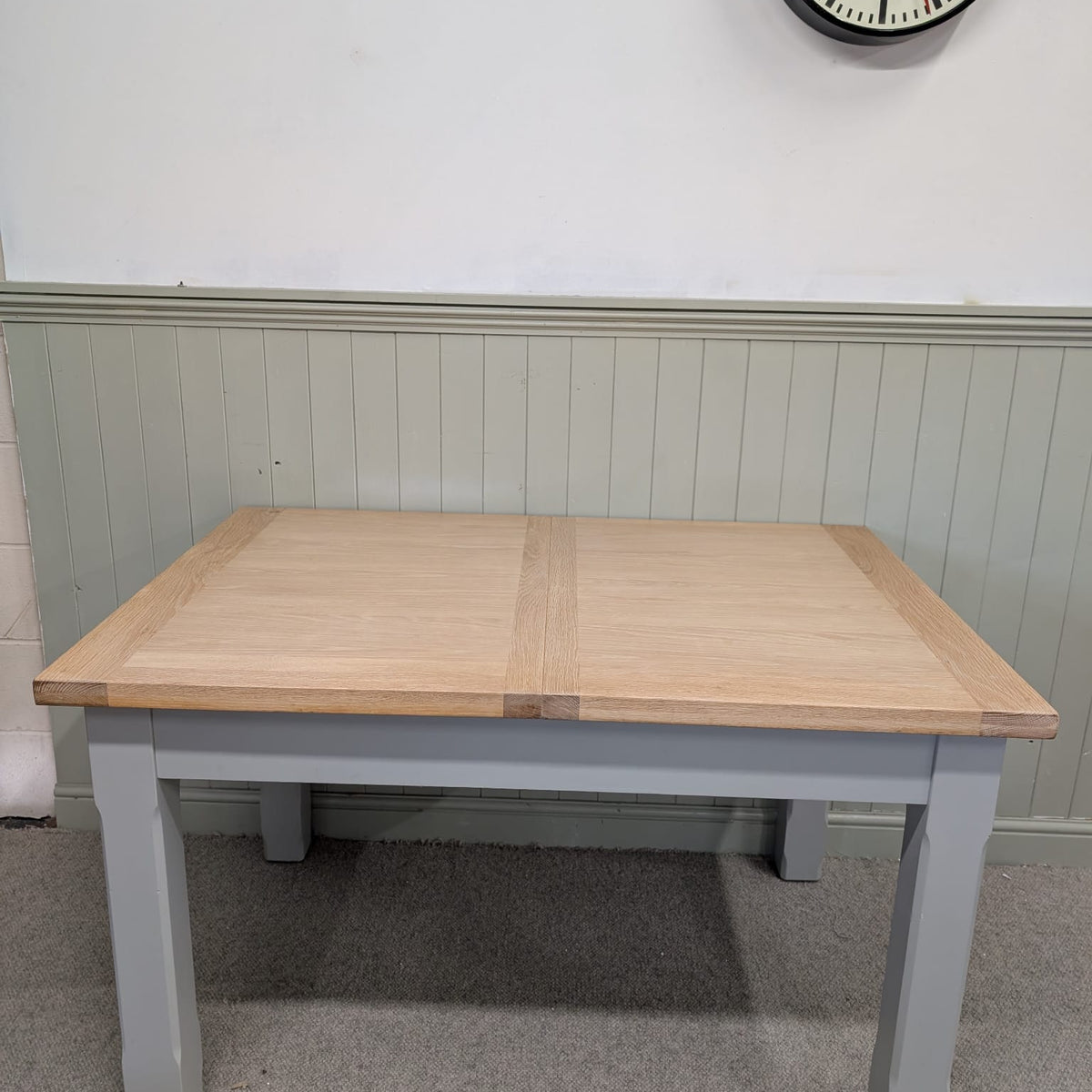 Chester Dove Grey 4-6 Seater Extending Table