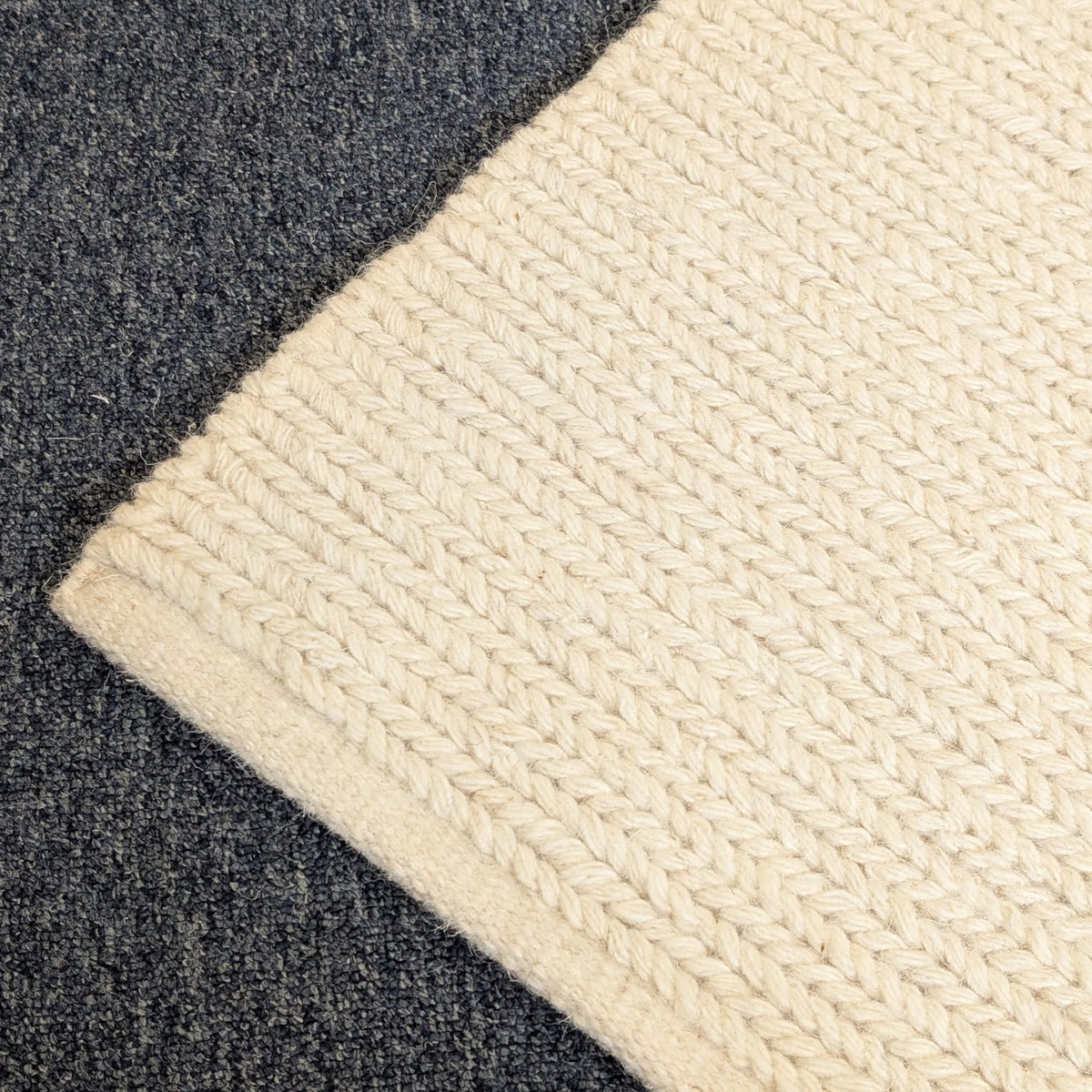 Ford Rug Cream 160 cm x 230cm