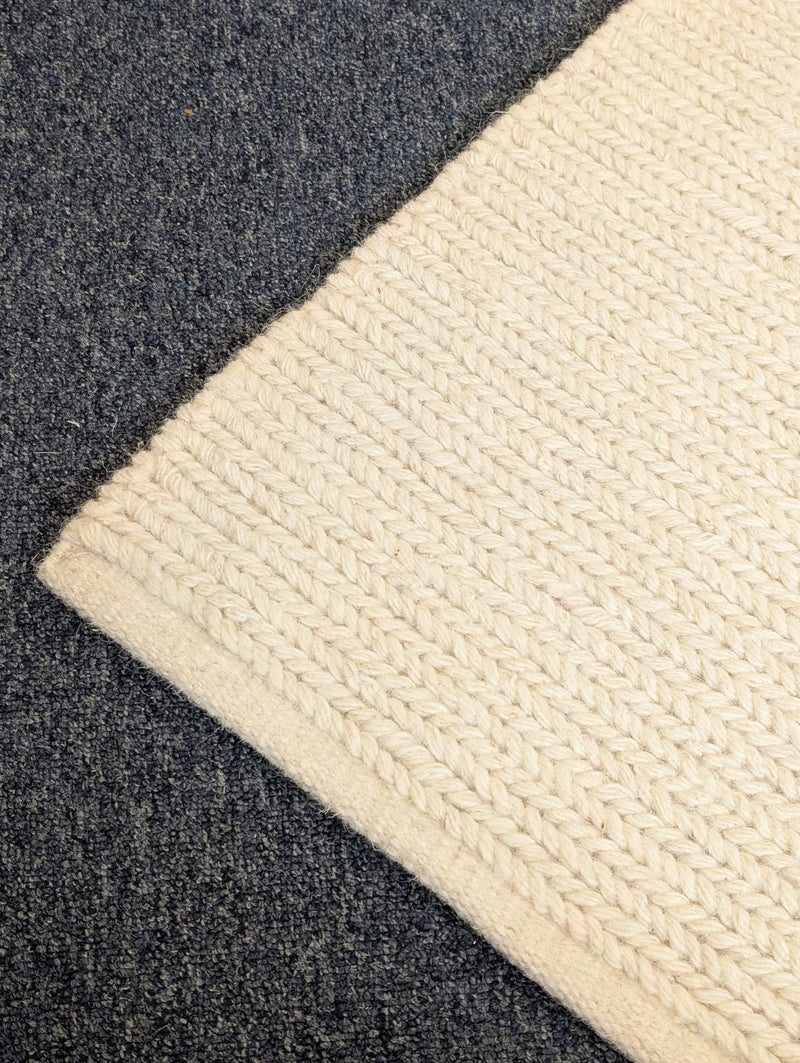 Ford Rug Cream 160 cm x 230cm