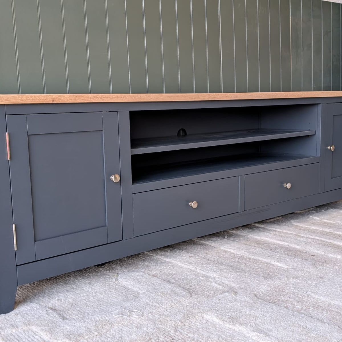 Chester Charcoal XXL TV Stand