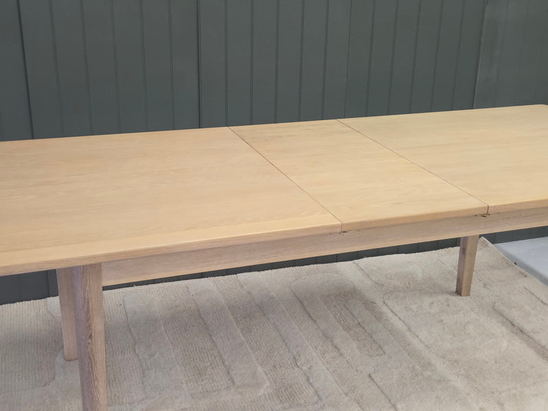 Berkeley Nordic Oak 6-8 Seater Dining Table