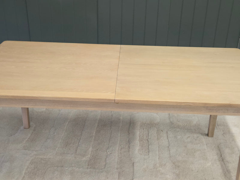 Berkeley Nordic Oak 6-8 Seater Dining Table
