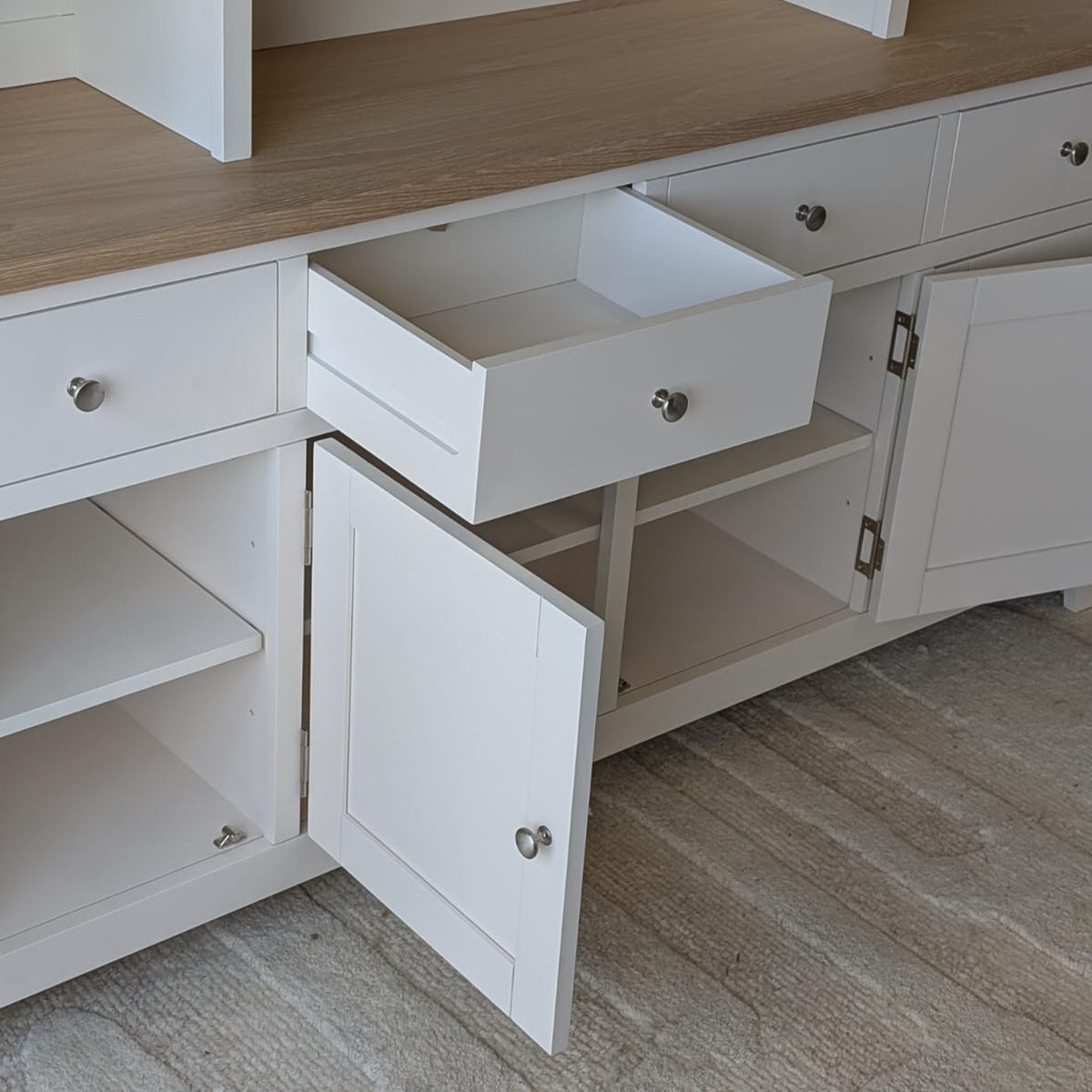 Chester Classic Cream Grand Dresser