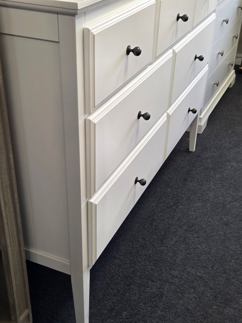 Winstone Pure White Low and Wide Chest