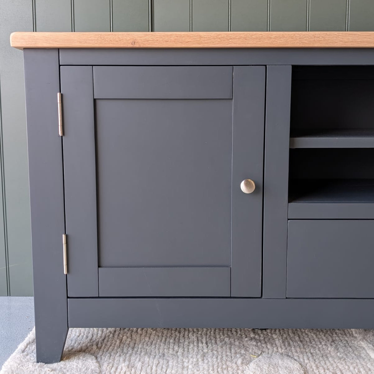 Chester Charcoal XXL TV Stand