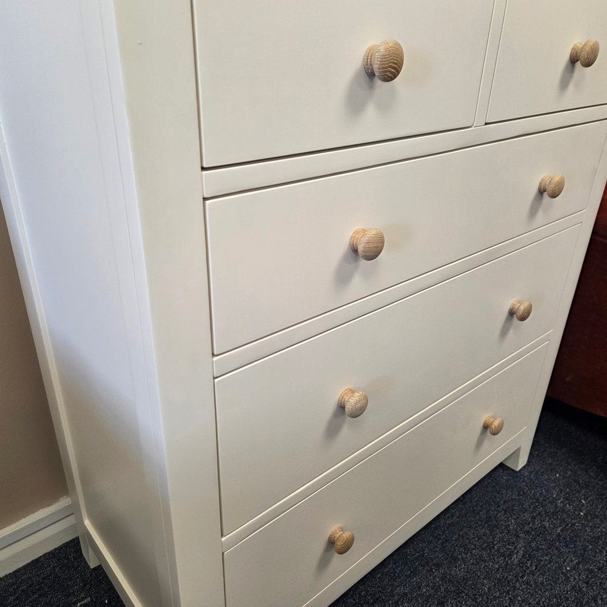 Chester Classic Cream 5 Drawer Chest