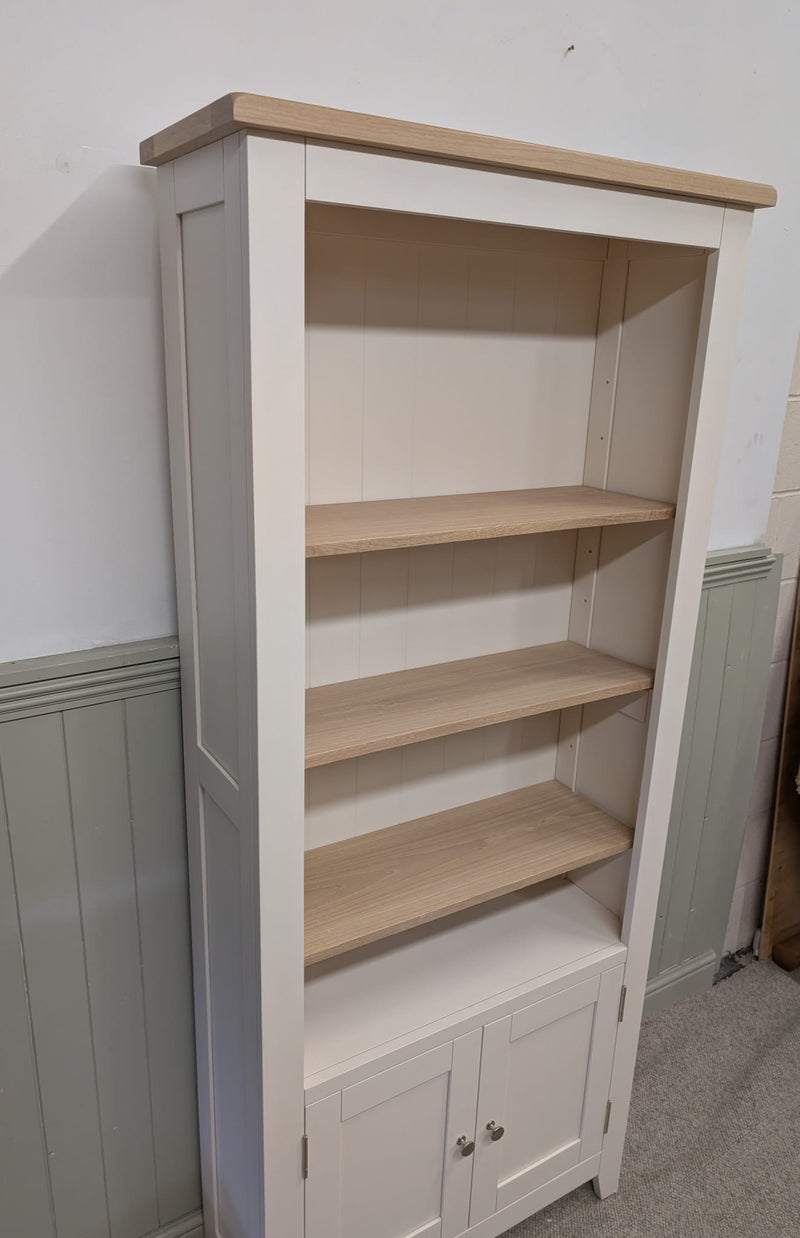 Chester Classic Cream Alcove Display Cabinet