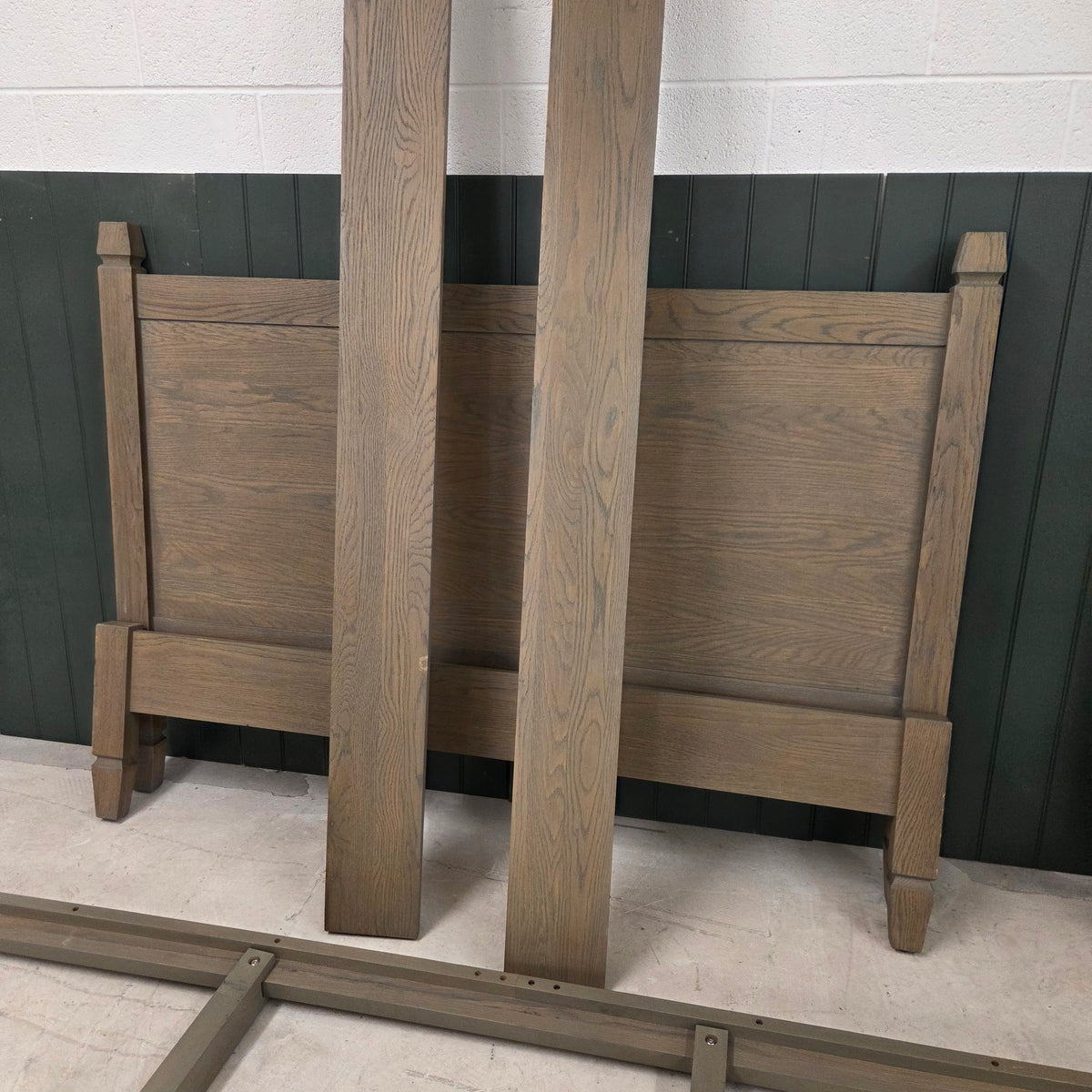 Bibury Smoked Oak King Size Bed