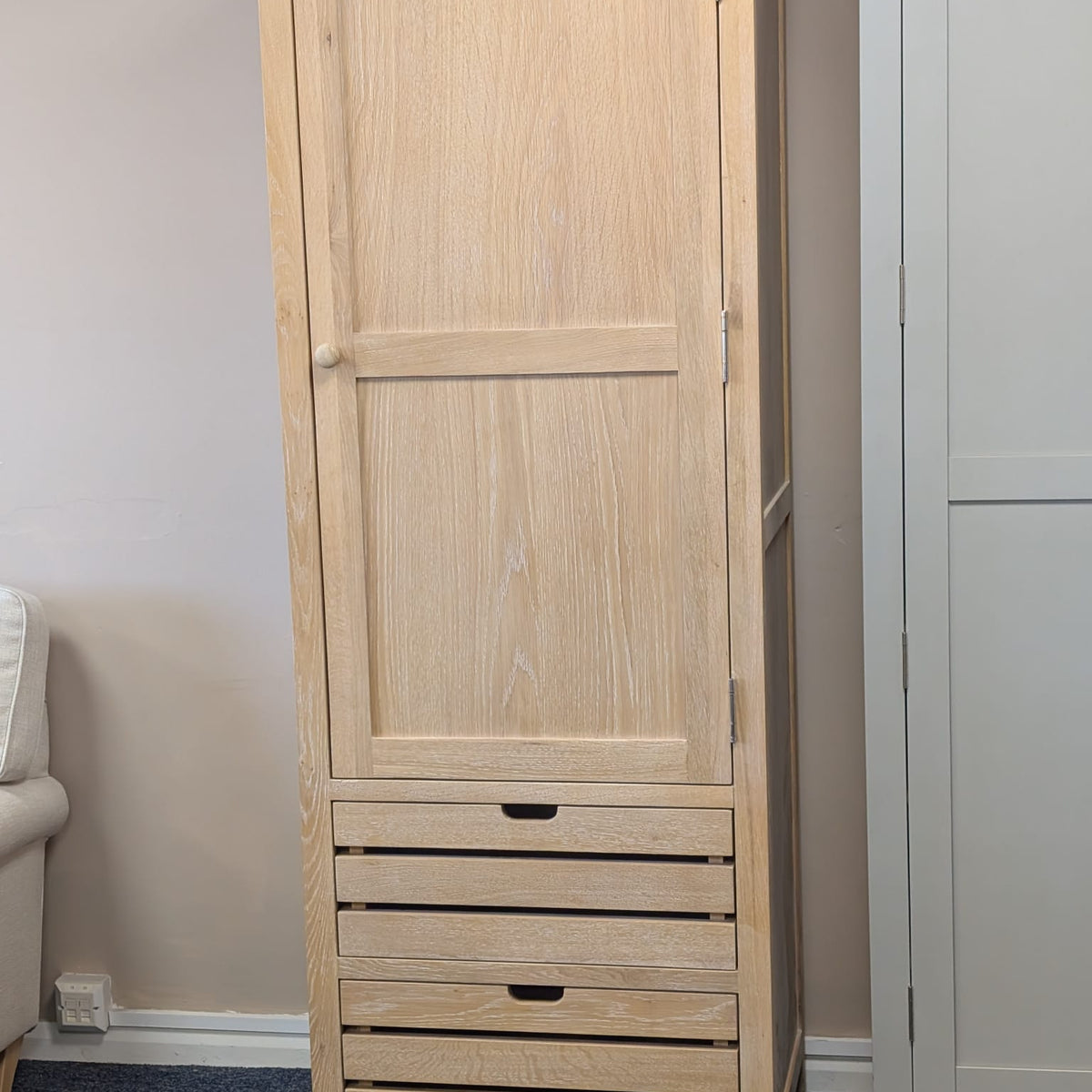 Inglesham Whitewash Oak Narrow Larder