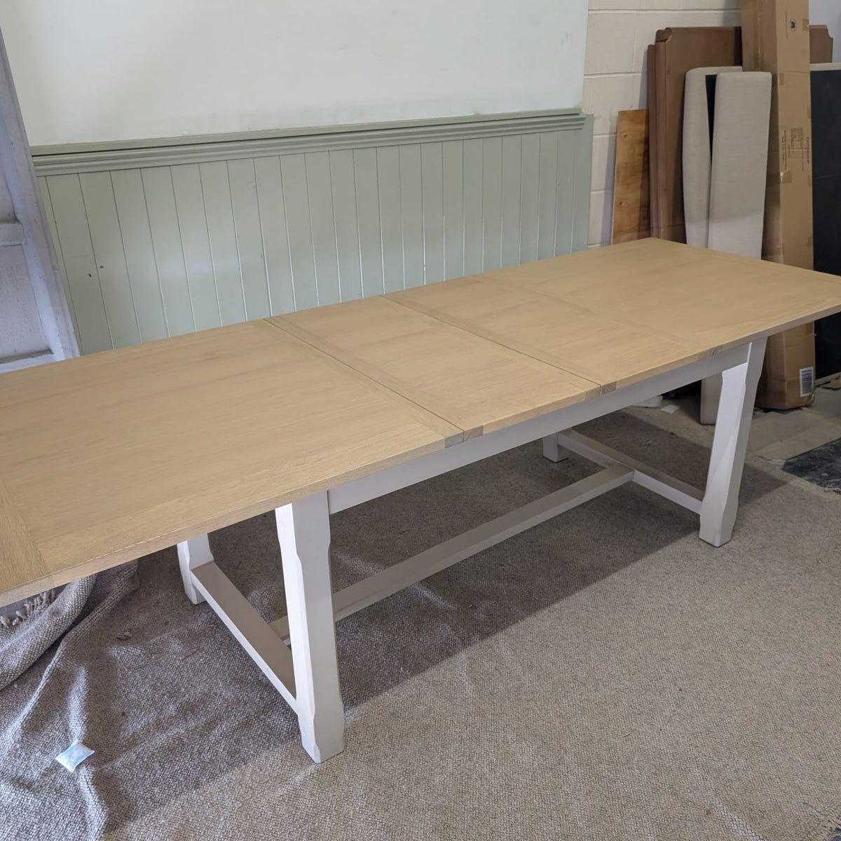 Chester Limestone 6-10 Seater Extending Dining Table