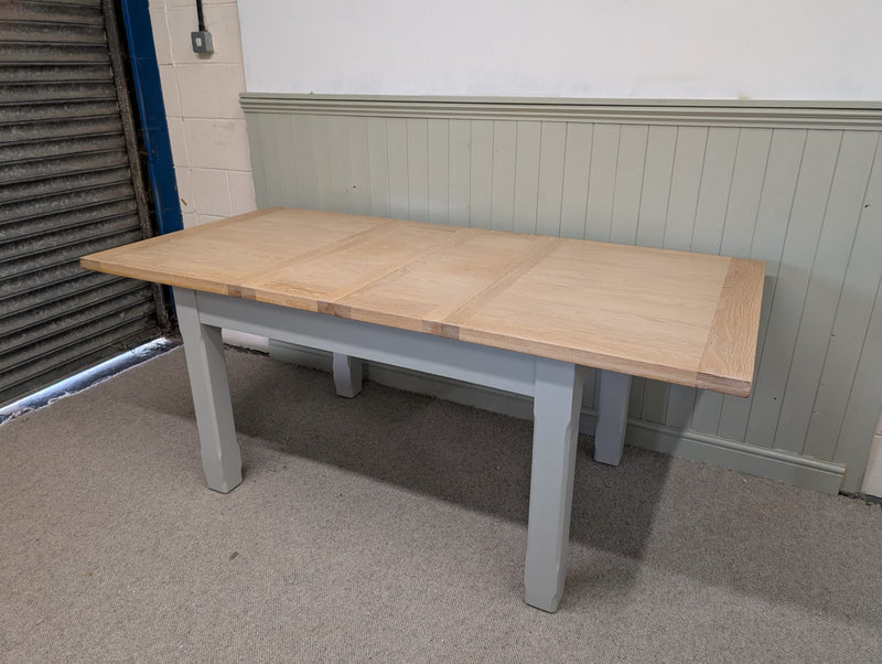 Chester Dove Grey 4-6 Seater Extending Table