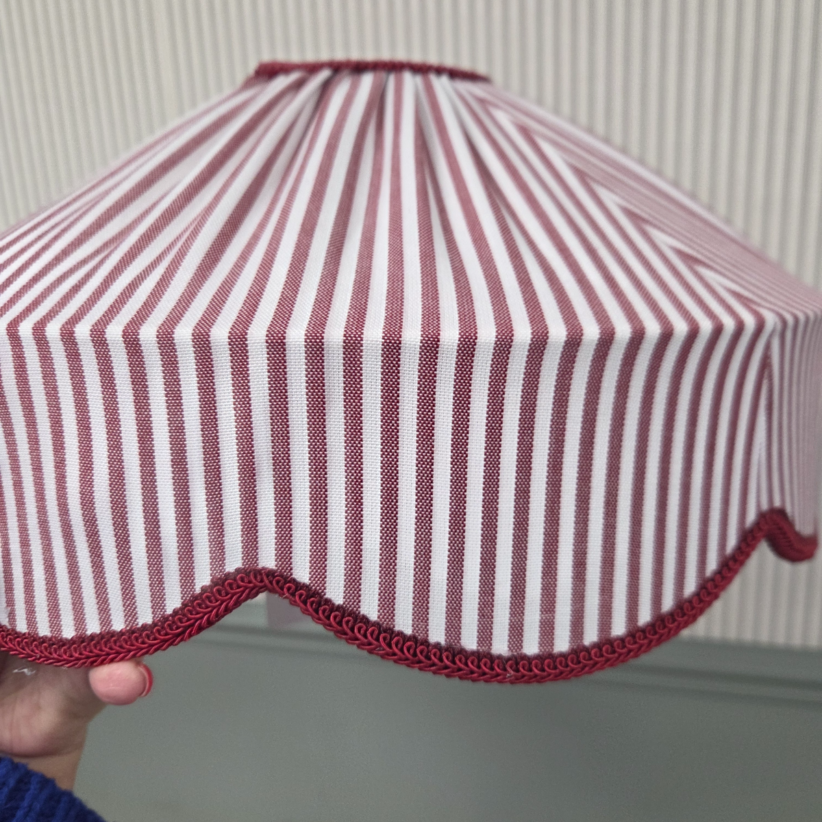 Striped Scallop Lamp Shade - Red