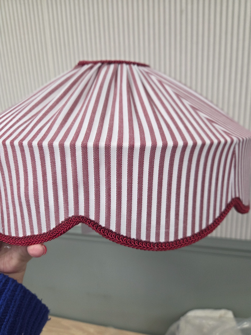 Striped Scallop Lamp Shade - Red